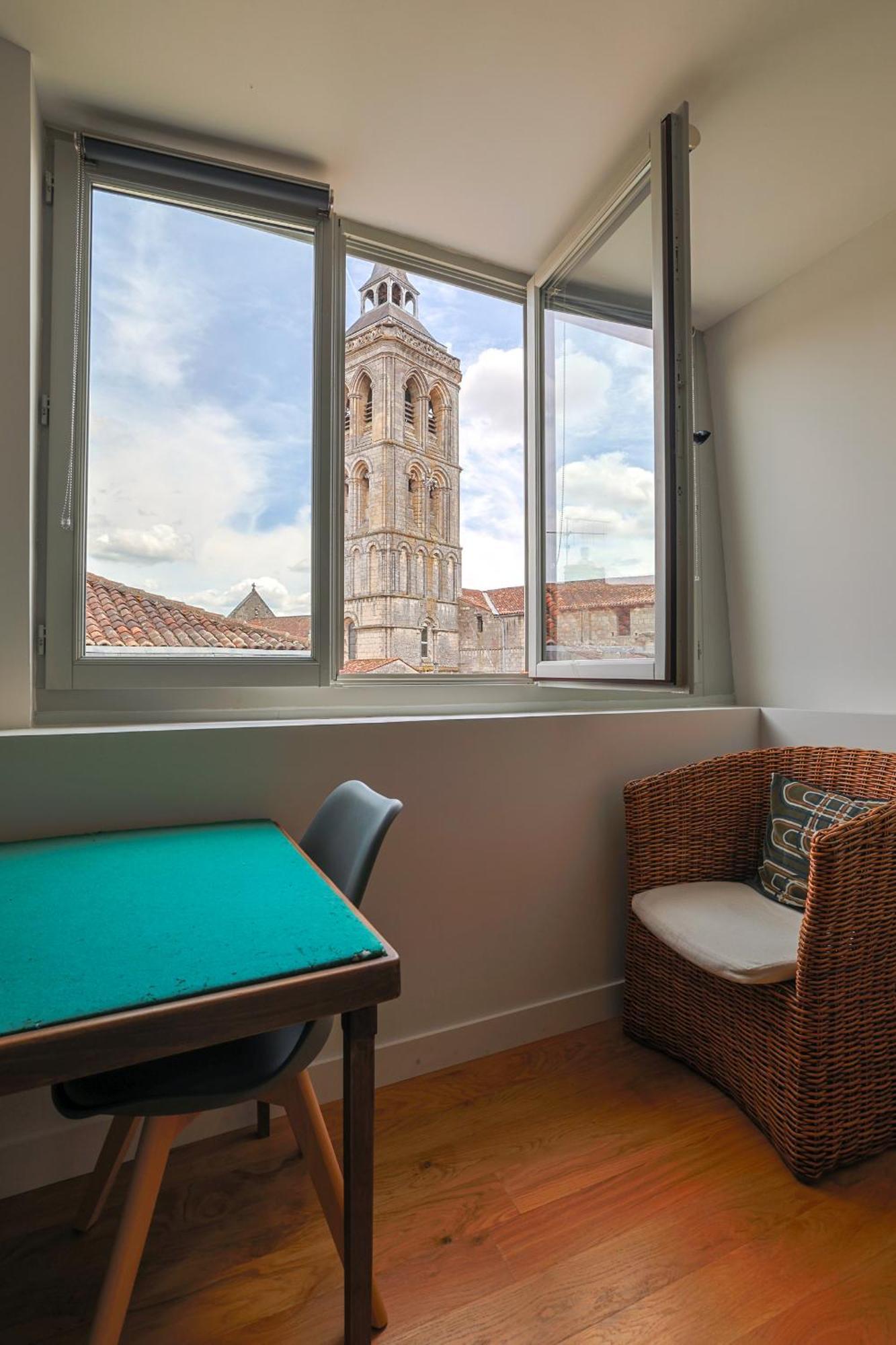 Grand Appartement De Standing #Hypercentre Cognac Esterno foto